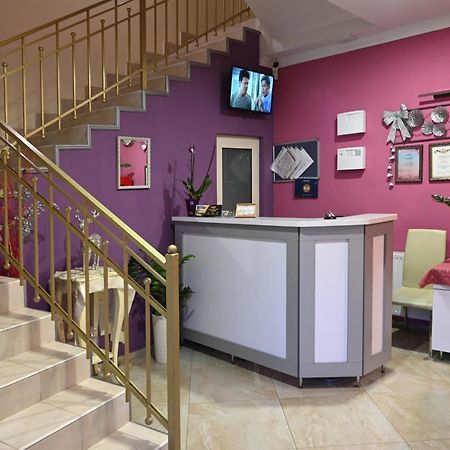 Hotel " Boutique " Uzjhorod Exteriör bild
