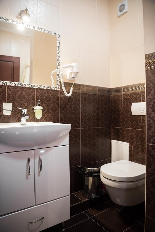 Hotel " Boutique " Uzjhorod Exteriör bild