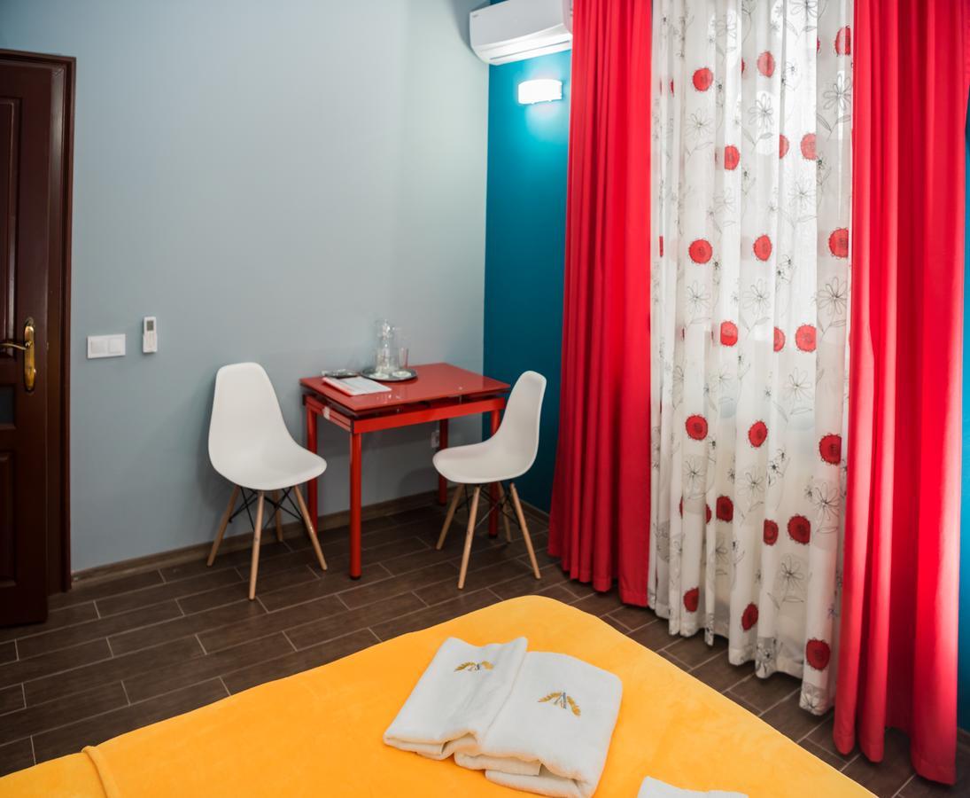 Hotel " Boutique " Uzjhorod Exteriör bild