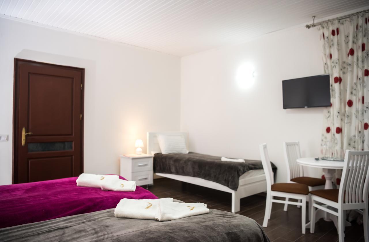 Hotel " Boutique " Uzjhorod Exteriör bild