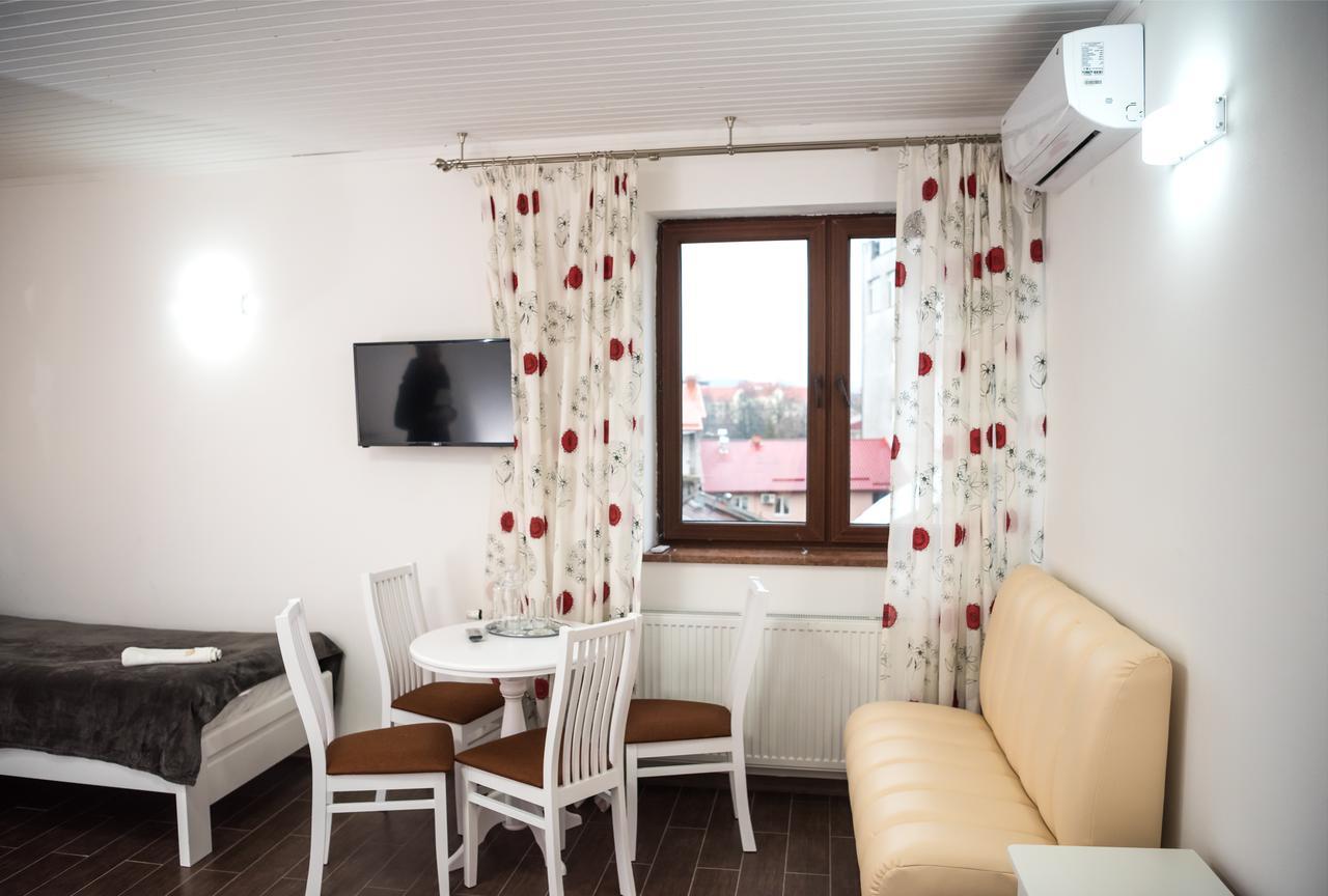 Hotel " Boutique " Uzjhorod Exteriör bild