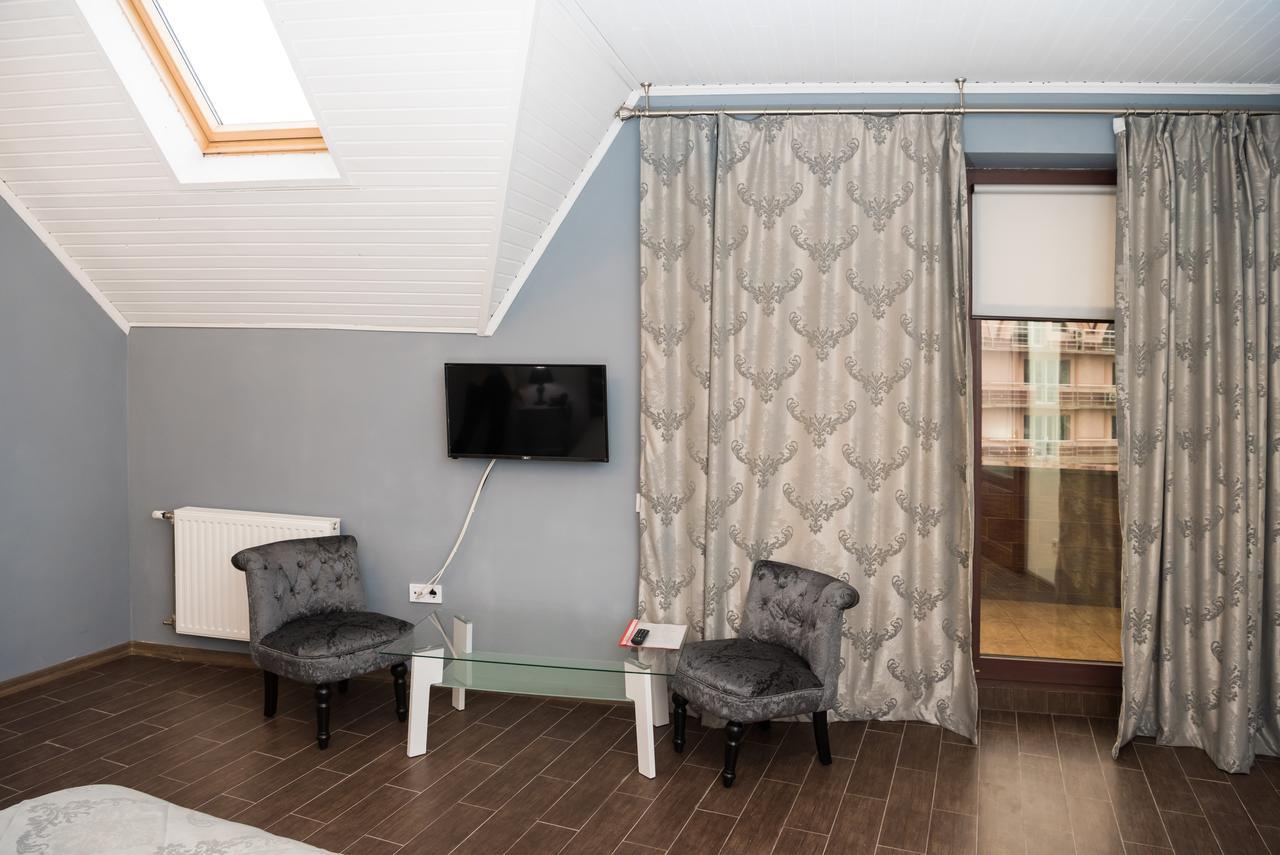 Hotel " Boutique " Uzjhorod Exteriör bild